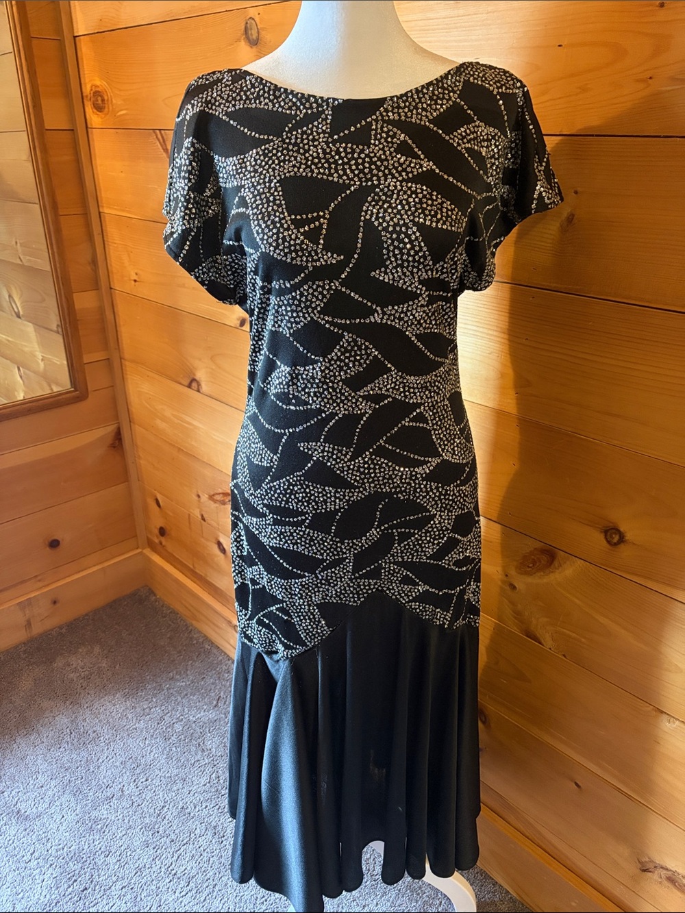 Vintage Black Crystal Embroidered Short-Sleeve Midi Dress